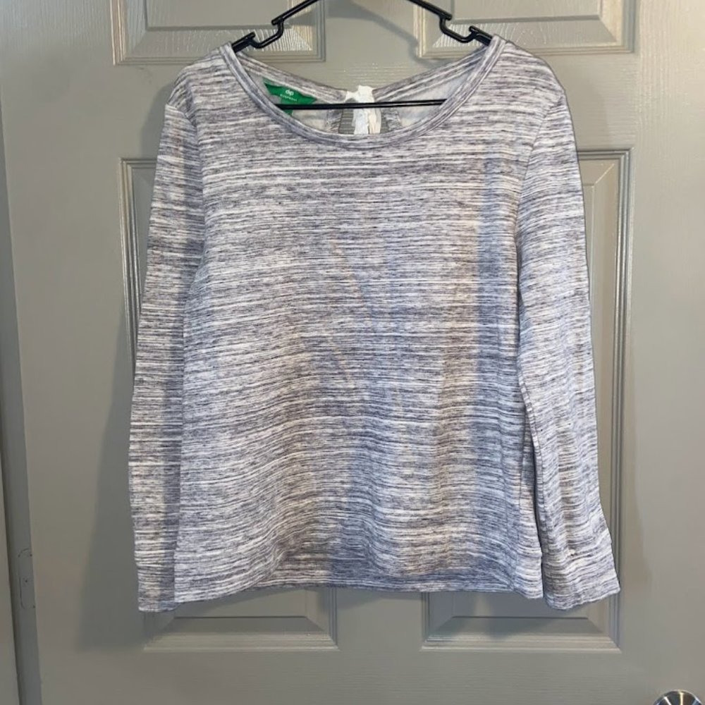 M Sleep Sweater w/cutout back